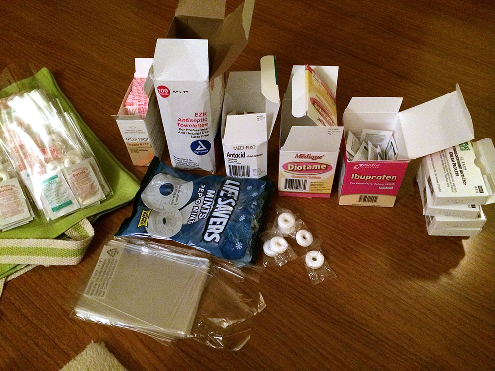 inaplustee_welcomebag_image1